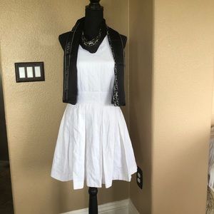 Armani  cocktail dress size 6 new with tags 🏷